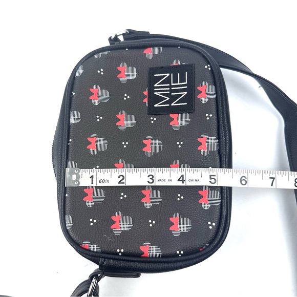 Danielle Nicole Disney Crossbody Bag Minnie Mouse Black Red Handbag New - Picture 10 of 11